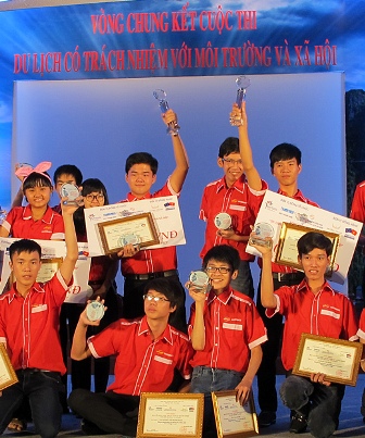 Thí sinh Quốc học Huế đạt giải nhất "Du lịch có trách nhiệm" ảnh 1